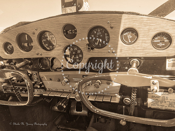 Vintage Cessna 140 Cockpit